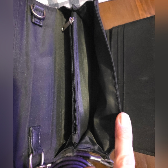 Zelris Spring Bloom Western Concho Women Crossbody Wrist Trifold Wallet - Picture 7 of 8